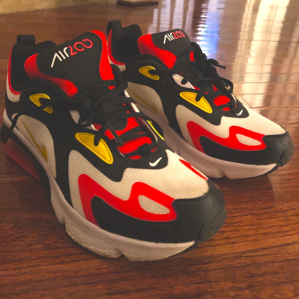 Nike Air Max 200